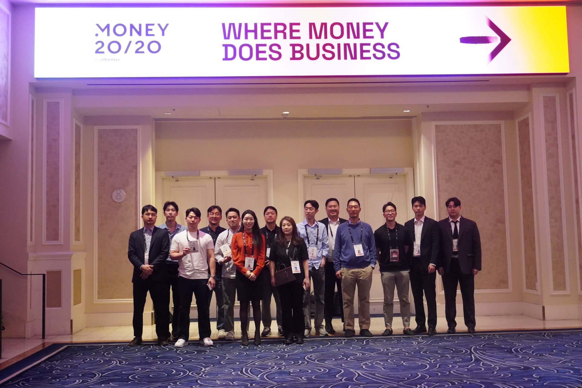 where money does business